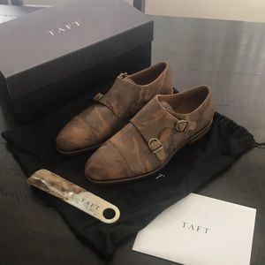 Taft “The Chief” Camo double monk strap shoes
